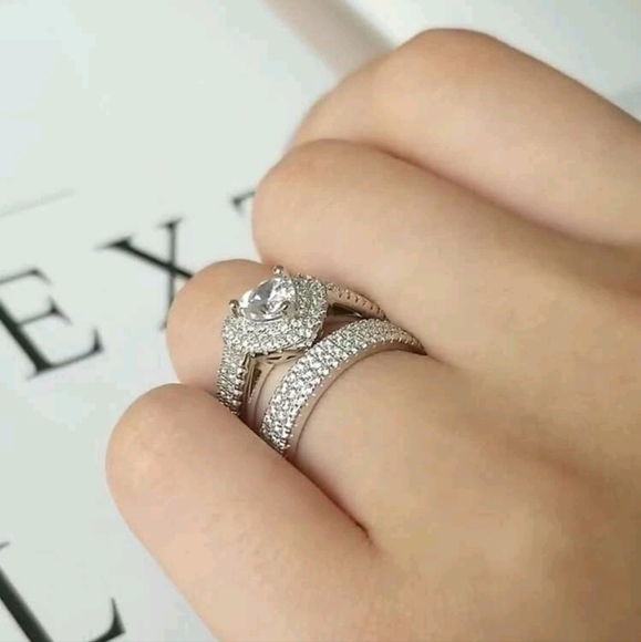 Size 6Silver cz Heart Ring Set Wedding Jewelry - Picture 2 of 8